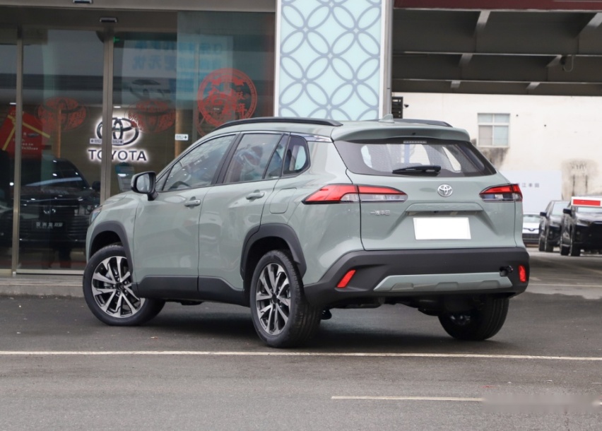 丰田为国人打造的亲民SUV，2.0L+CVT，省油耐用，不到13万开走