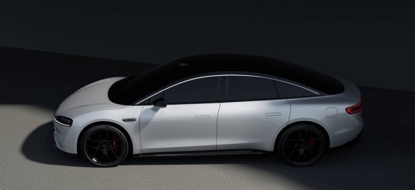 Model 3地位不保？智界S7上市 搭华为智驾系统售24.98万元起