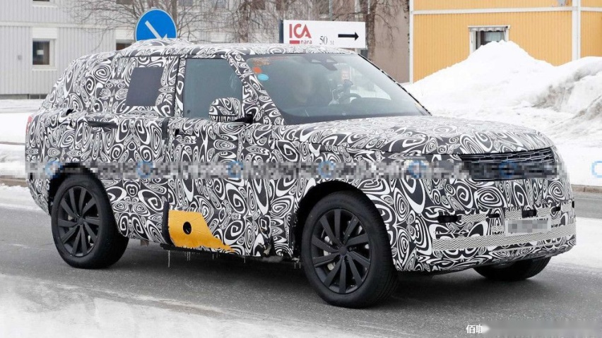 2022-land-rover-range-rover-phev-spy-photos (1).jpg