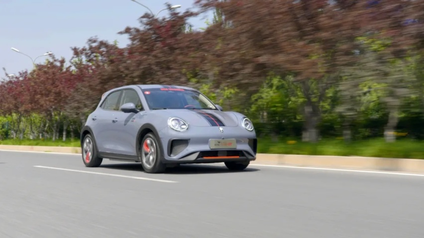 6.9秒破百，15万级电动钢炮，试驾欧拉好猫GT