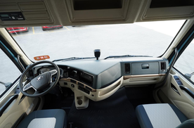 每年多赚3.6万！乘龙H5超轻版纯电牵引车多拉多赚创富快