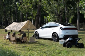 16英寸大屏、黑色顶棚、浅灰内饰一次到位，Model 3进化为完全体