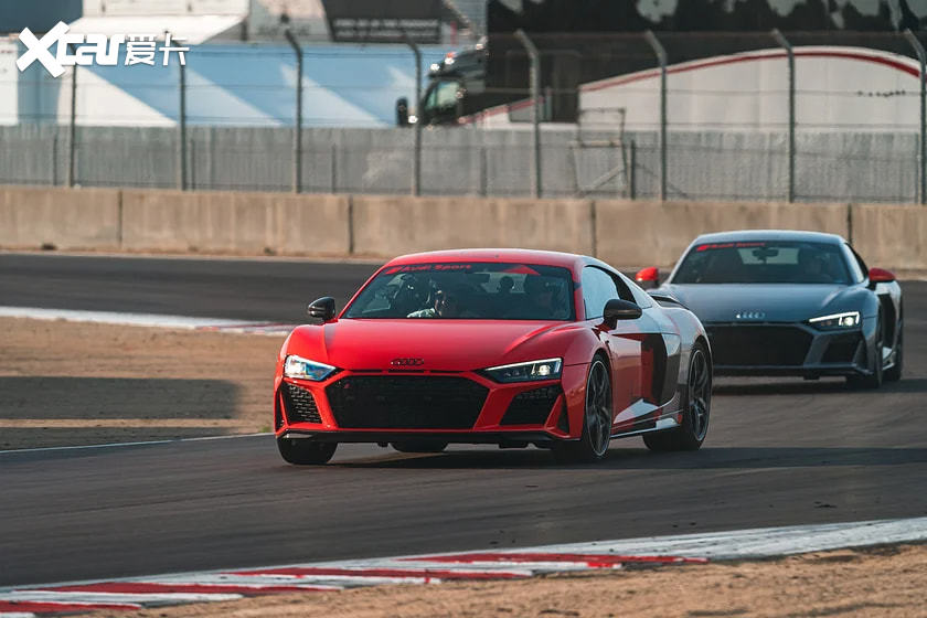 图赏奥迪r8下赛道 难逃停产