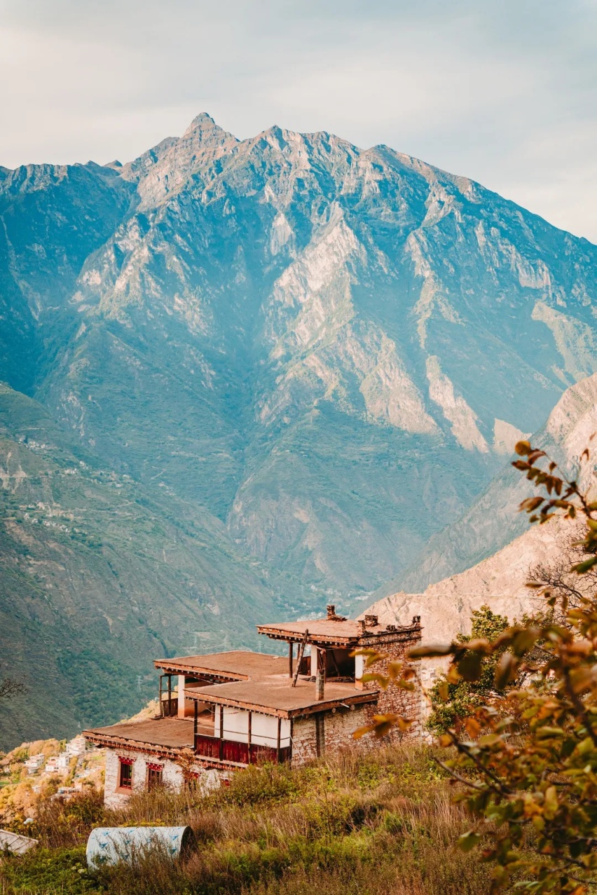 穿行墨尔多神山，福特探险者打开秘境