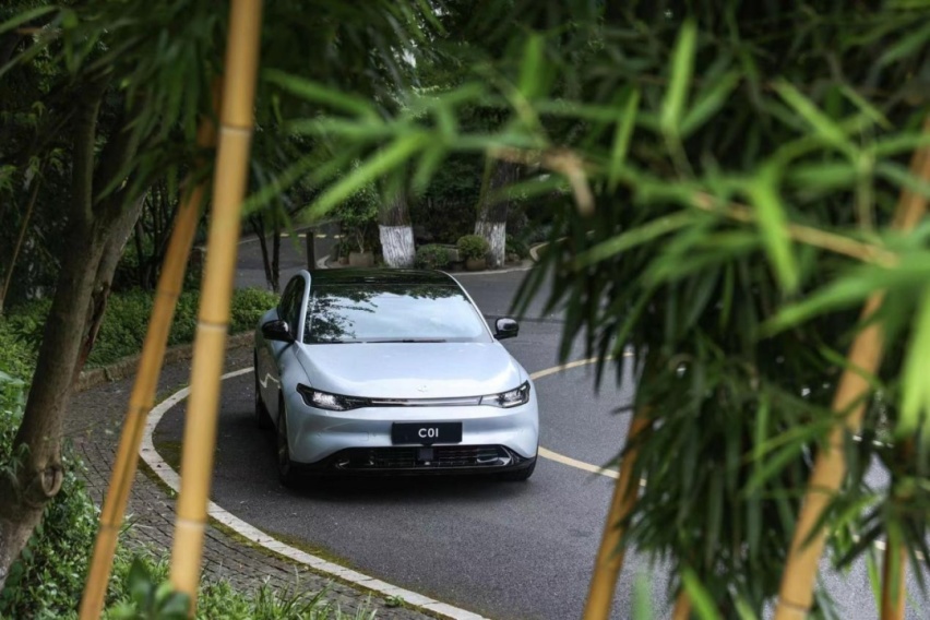 未上市已成爆款 零跑C01为何能将对手降维打击？