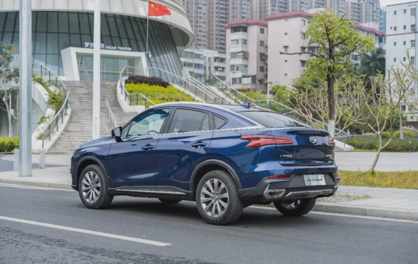 颜值、配置都有了，预算有限又想买轿跑SUV，看看这款