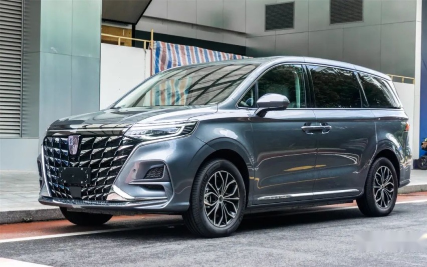 体验荣威iMAX8 EV：30万有档次的纯电MPV，大概只有它了