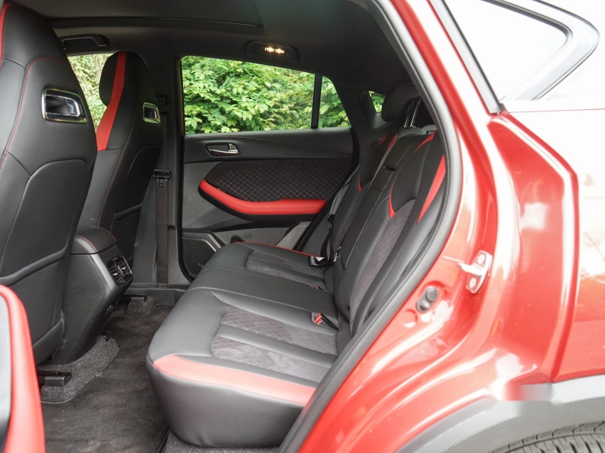 13.68万起，1.5T+双离合，全新传祺GS4 Coupe