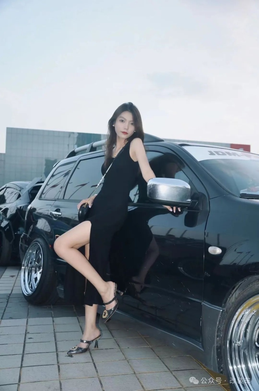 宽体姿态风的初代三菱欧蓝德，铁轮毂也能玩的如此帅？