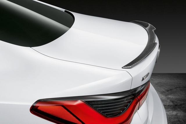 宝马为全新4系提供了首次提供M Sport Pro选装套件