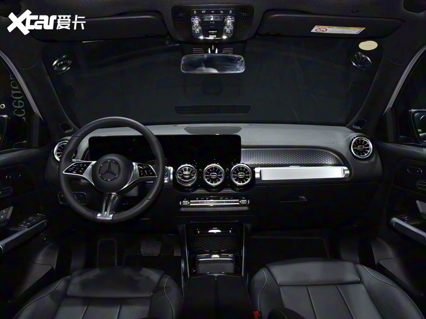 取消四驱配置升级新款奔驰GLB上市3119万起(图3)