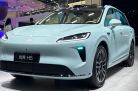 抛开华为光环，尚界H5还值得入手吗？日常家用选择入门版就够了