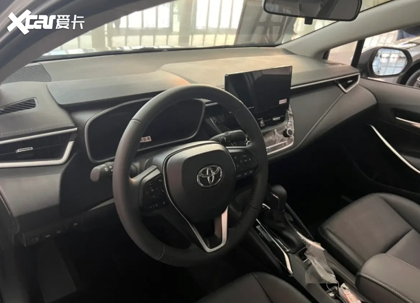 全新卡罗拉现身4s店:搭载第五代混动系统,换新前脸 配置优化