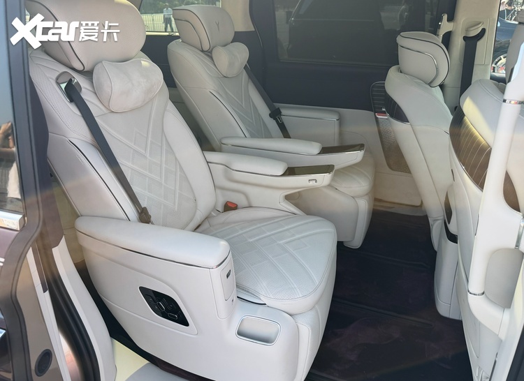 售价41.99万-52.99万元 岚图梦想家9正式上市