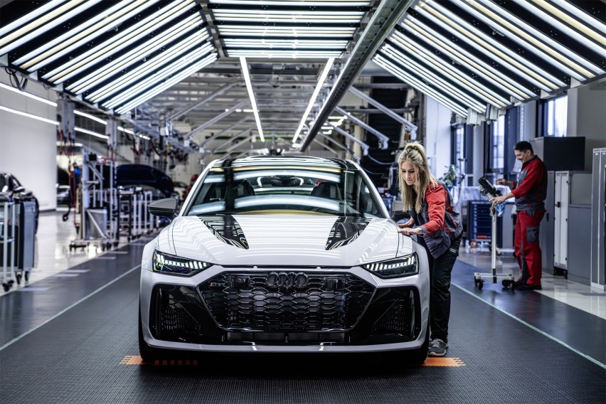 终极性能“瓦罐”，全新奥迪RS 6 Avant GT首秀登场