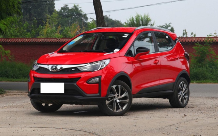 比亚迪元PLUS实车曝光，定位紧凑型SUV，或售价13-16万元
