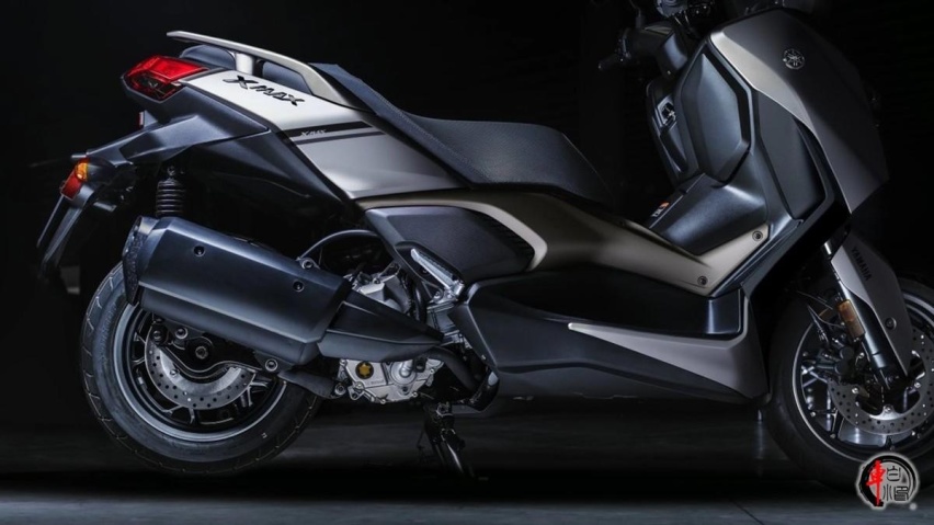 新车|2023雅马哈 XMAX 300舒适与操控结合,售价49800元