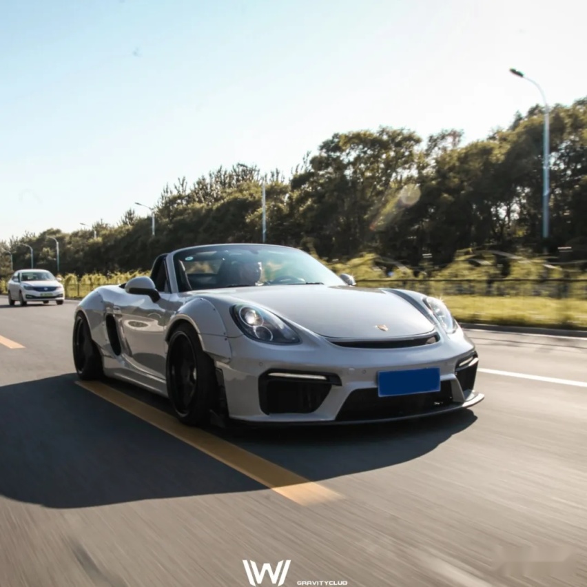 这台981 Boxster为何那么像718 GT4？坚持移植就不会过时