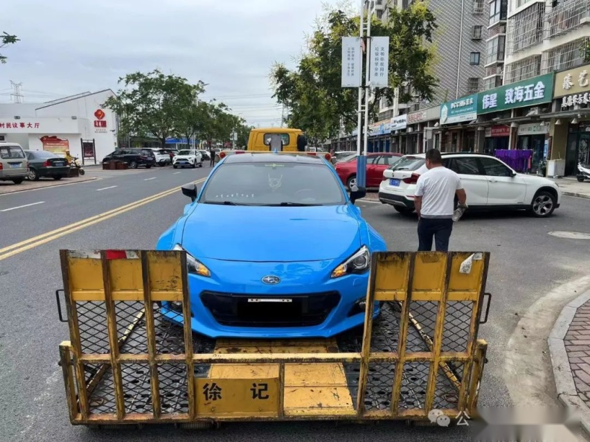 长了翅膀的宽体斯巴鲁BRZ，什么餐桌大尾翼在它面前都是弟弟