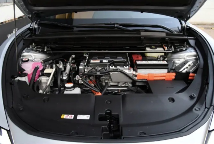 降价5100／续航520公里，纯电中型SUV雷克萨斯RZ 36.99万