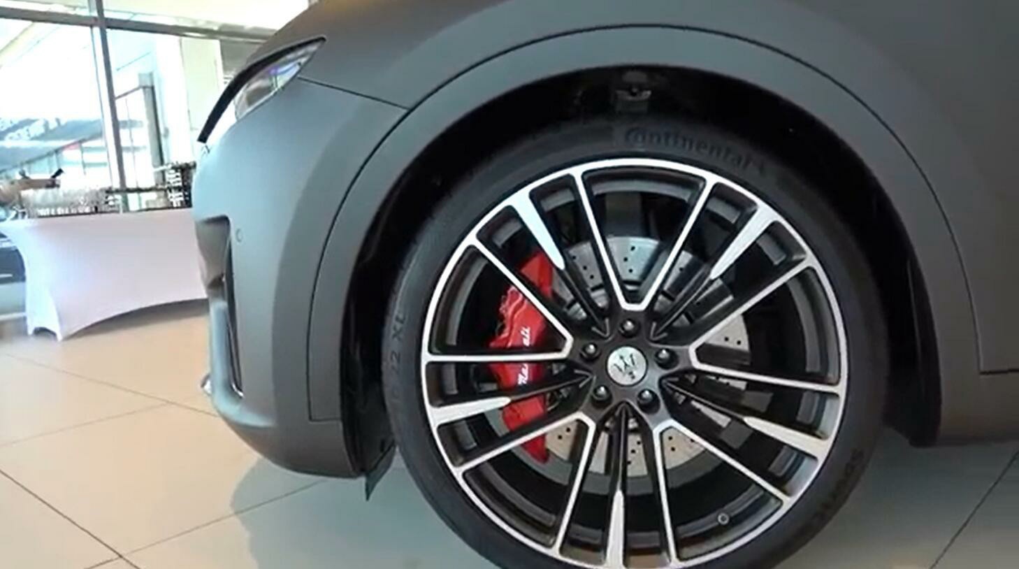 玛莎拉蒂Levante ，一款集合越野与气质于一体的豪华SUV