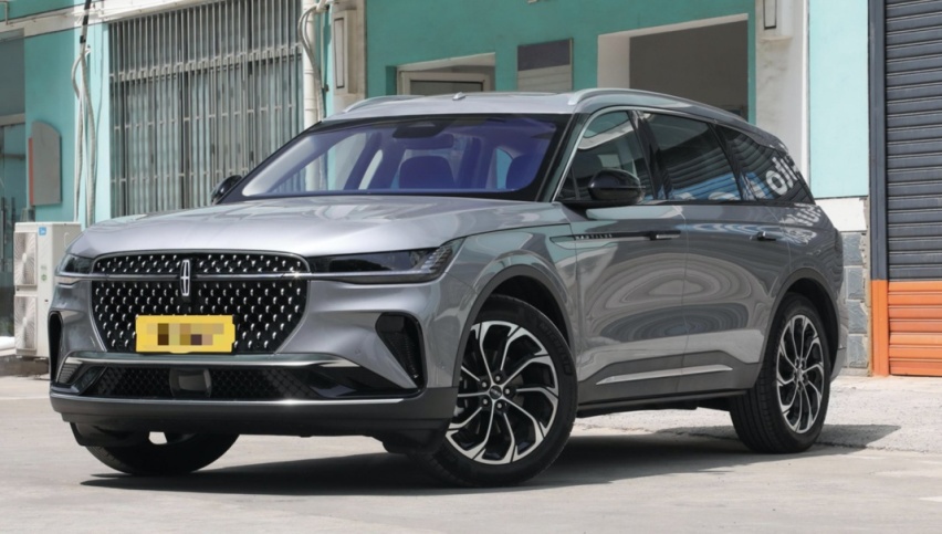 征服路面！带你穿越城市SUV：林肯航海家VS宝马X3