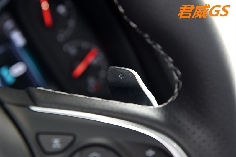 迈锐宝XL对比君威GS，你选高性能还是性价比？