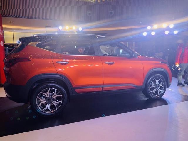 购置税、保险和保养都包了！油耗只需5.4L，全新一代傲跑不香吗？