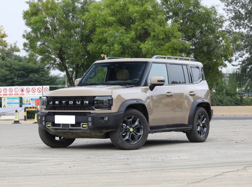 奇瑞版“仰望U8”，搭载2.0T，涉水深度达700mm，不足14万起卖