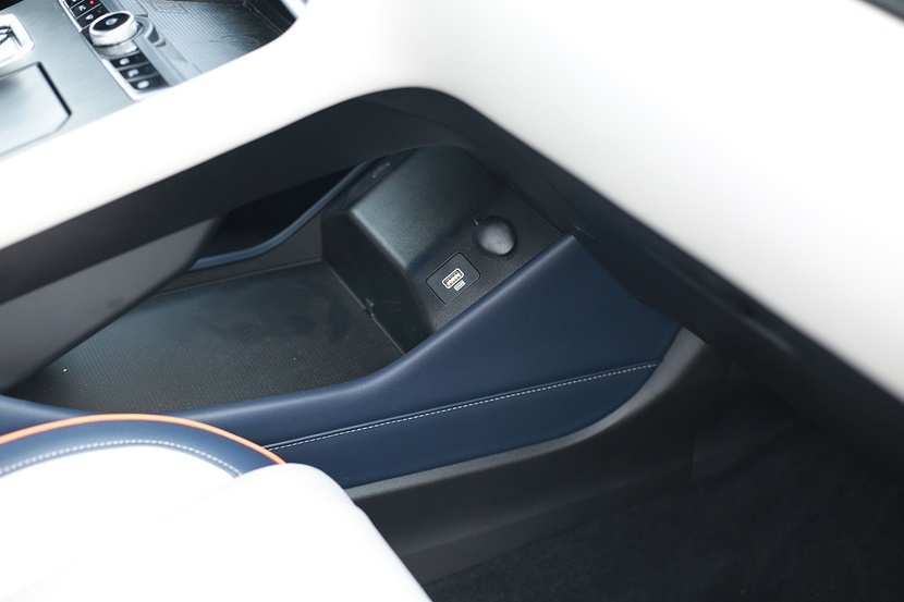 【帮你选车】零百加速7.2秒 油耗还很低 试驾玛奇朵DHT-PHEV