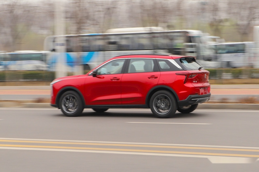 今年最“牛”气哄哄的SUV！10.49万起 帅气舒服很抢眼！