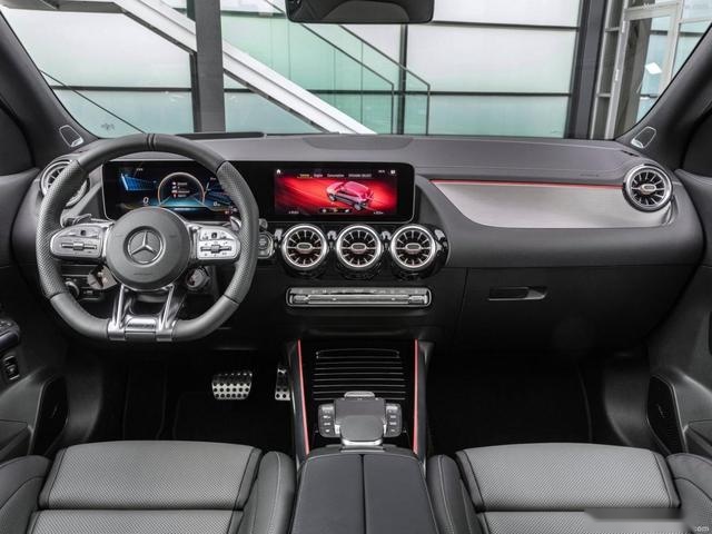 全新奔驰AMG GLA 35发布 外观更运动 大家期待它能国产吗？