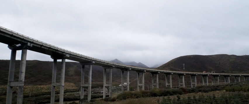 借力奔腾T99 畅享攀爬拉脊山口 游历黄河沿线之旅