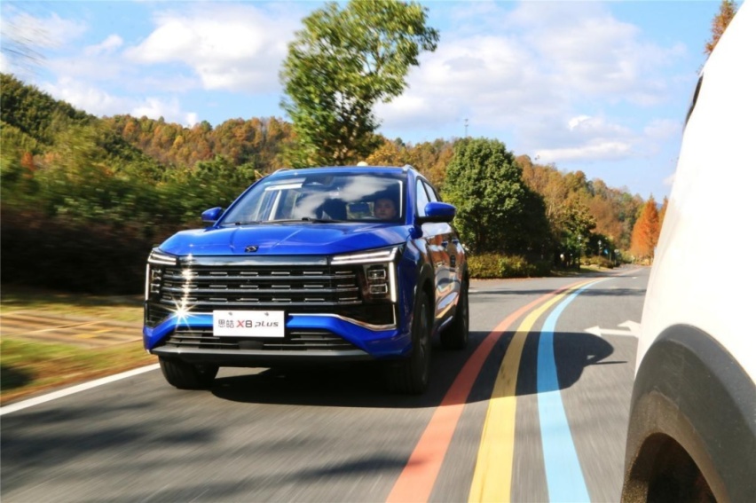 10万预算选大空间SUV，为什么思皓X8 PLUS更值得推荐？