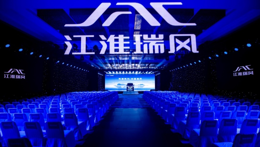 「薛定谔」的MPV风口，真的和瑞风RF8一起出现了？