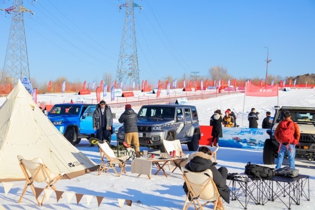 越冰雪悦自由：BJ40冰雪体验营开营啦