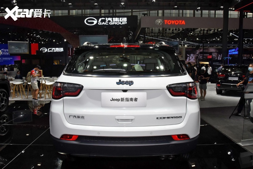 内饰配大屏/售价更低！新款Jeep指南者值不值得买？