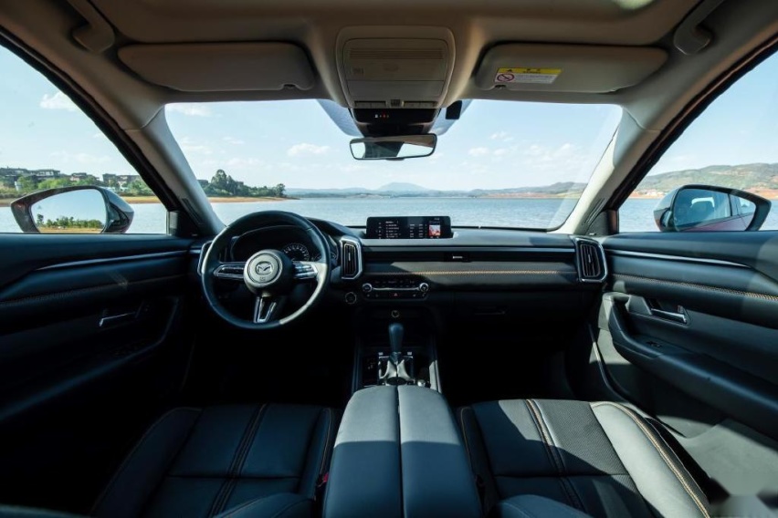 MAZDA CX-50行也闪耀“山城”，西南首批用户开启新车交付