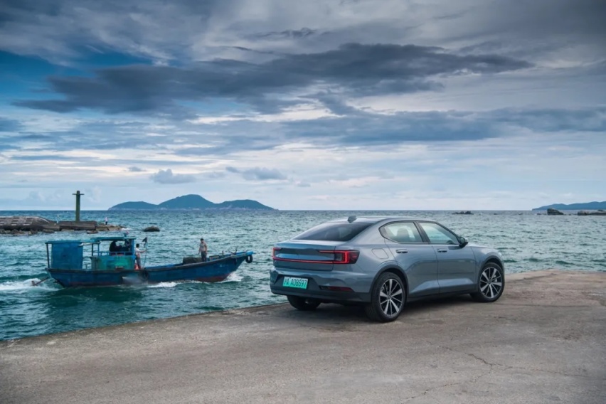 「导购」既然25万能拿下的Polestar 2，那还考虑什么？
