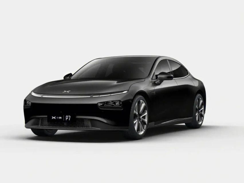 30万级也要有电吸门！极狐三款车型齐发 要当最懂你的车？