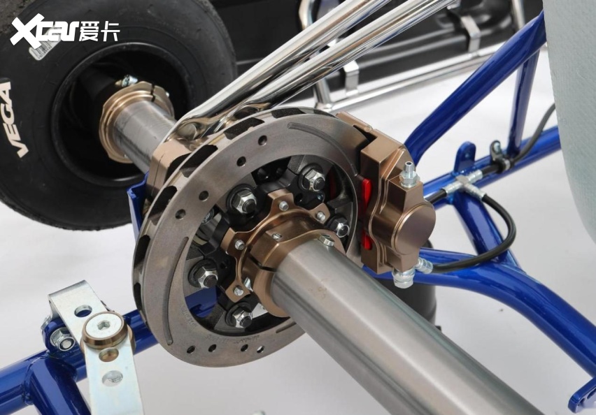 蔚来新专利，取消刹车系统，整合在电机里，能杀得住吗？