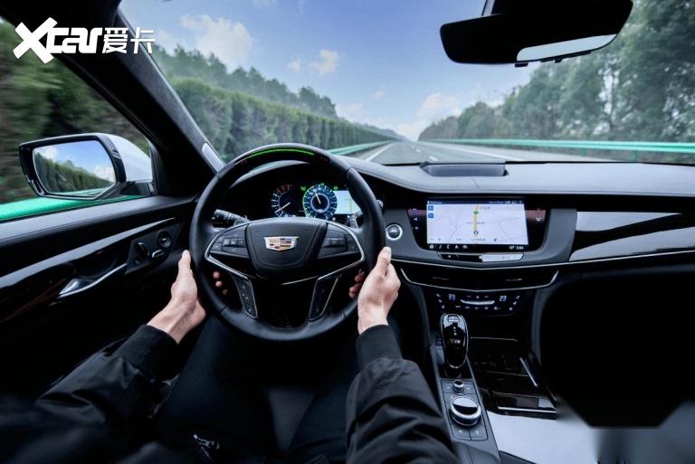 和凯迪拉克一起，探寻城市升级中的“智能出行密码”