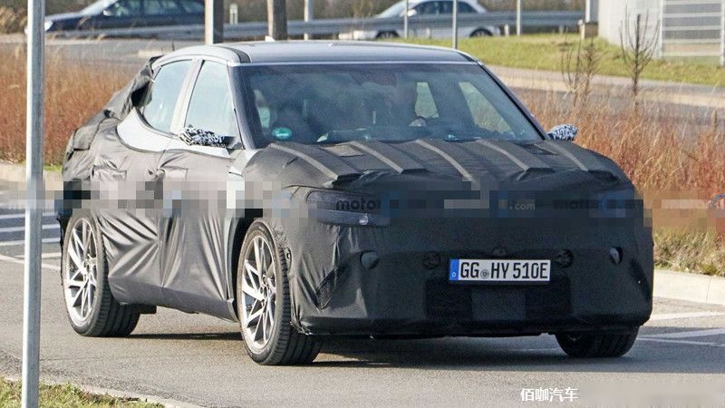 genesis-ev-spy-shots-three-quarters.jpg