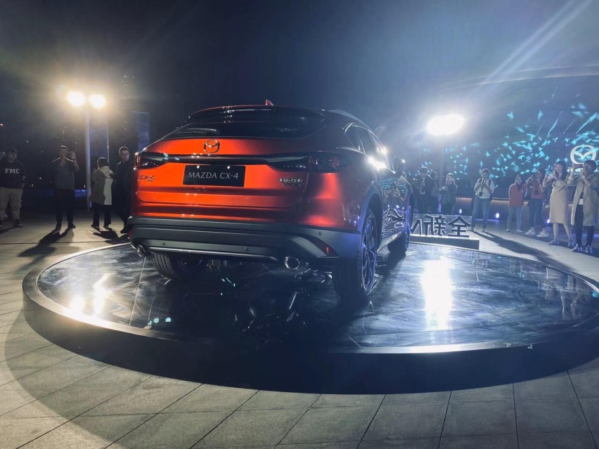 别让我推荐车型 除非你选全新马自达CX-4