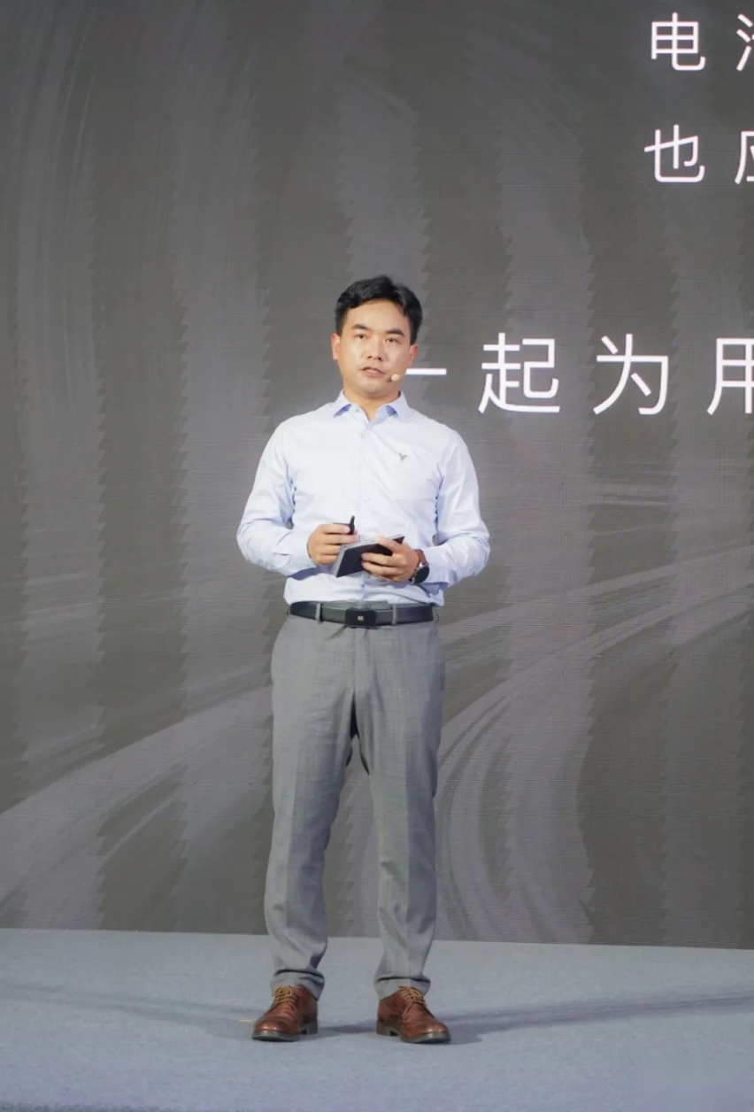年底潜入岚图总部，我发现了一些不为人知的秘密……