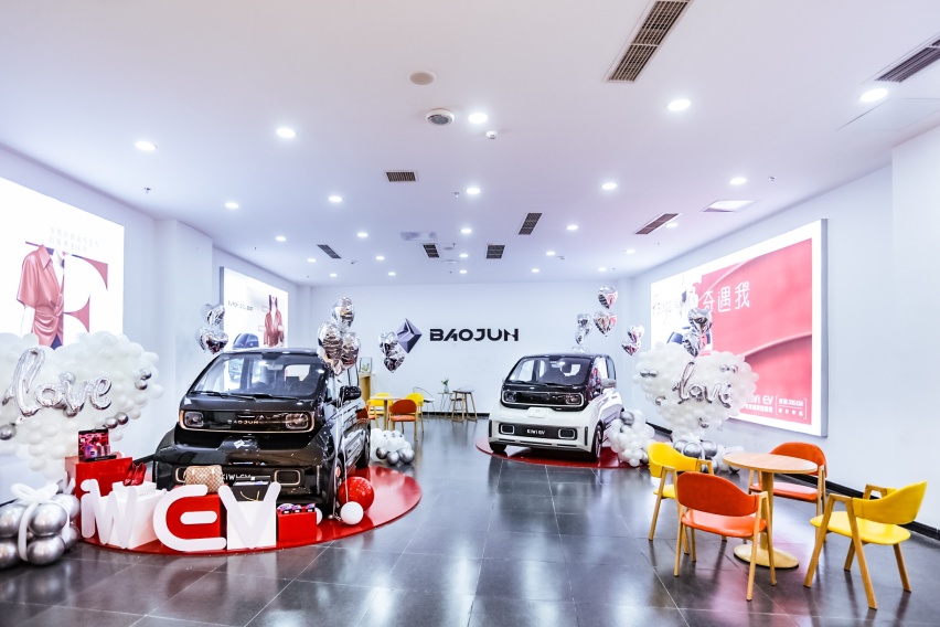 奇奇怪怪的宝骏KiWi EV，为什么总有一群人会这么喜欢它？