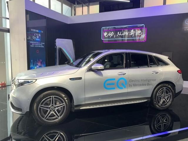 康林松所说的“回归正轨”，是承认奔驰已物是人非了吗？