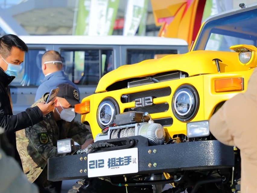 BJ212优惠幅度已超两万元，越野车迷还需要观望吗？