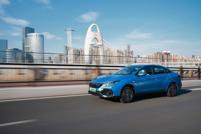 2023年想选个经济又实惠的纯电动轿车？不妨看看启辰D60EV PLU