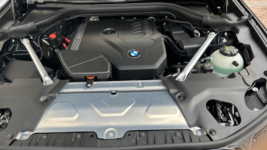 买辆新车做冬测 2023款宝马X3 xDrive30i 领先型 M曜夜